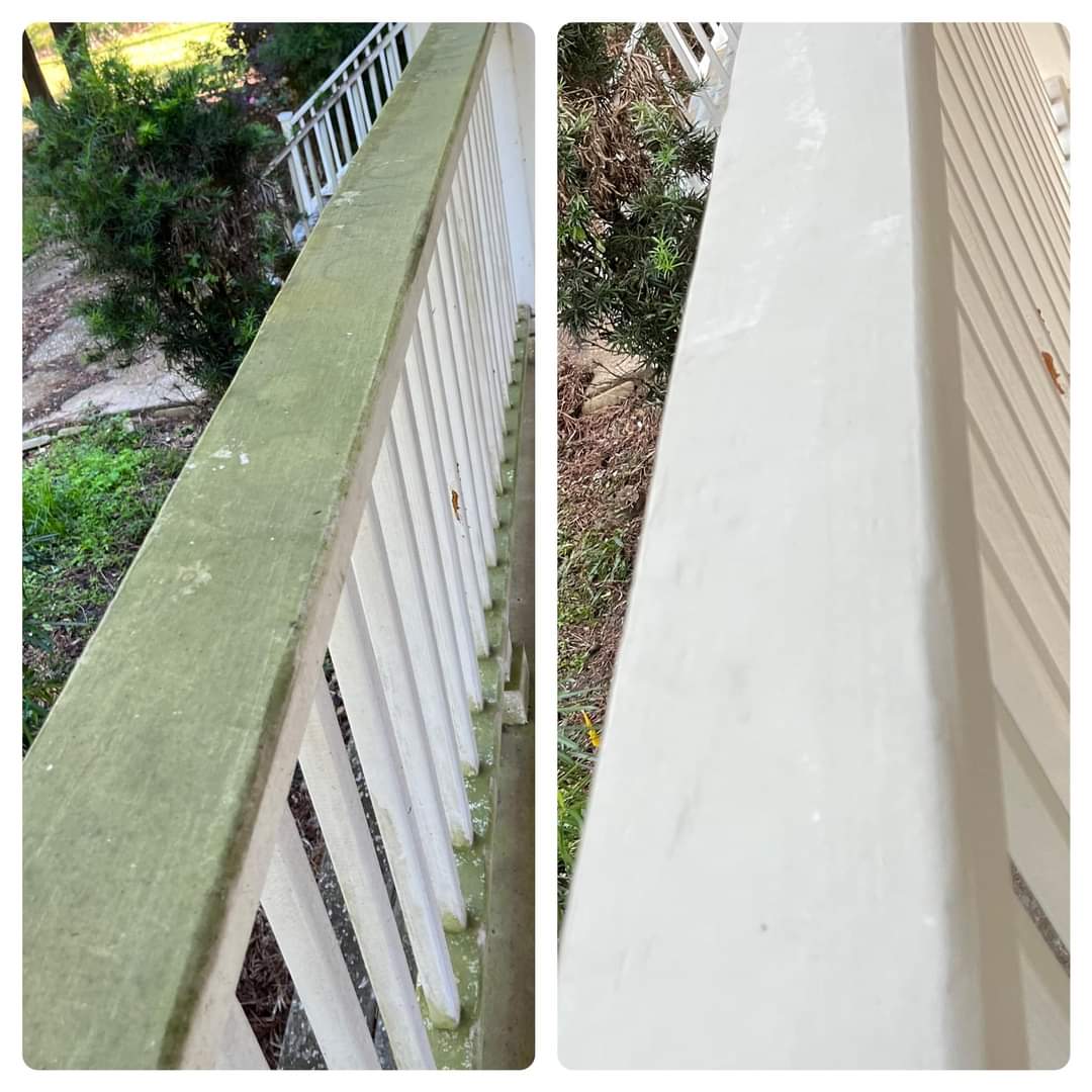 Muskoka vinyl fence cleaning before & after